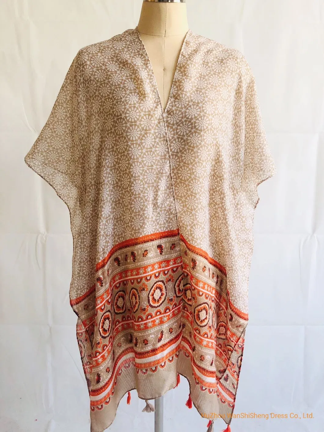 100%Polyester Ladies Light Weight Poncho Soft Shawl with Tassels