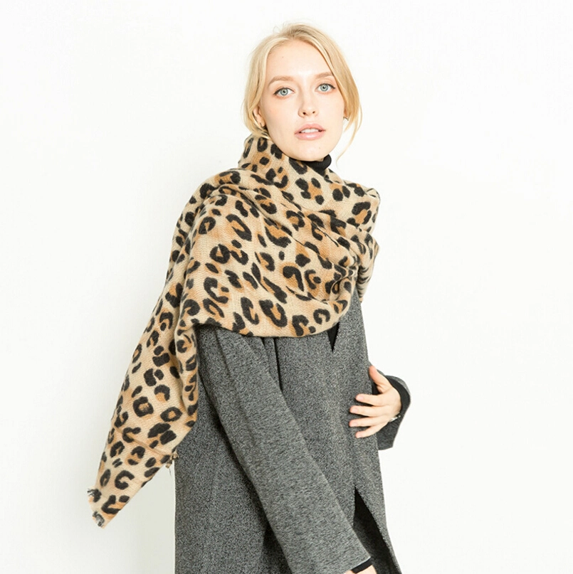 Women Fashion Leopard Pattern Animal Print Shawl Scarf Wrap, Soft Lightweight Shawl for Any Season