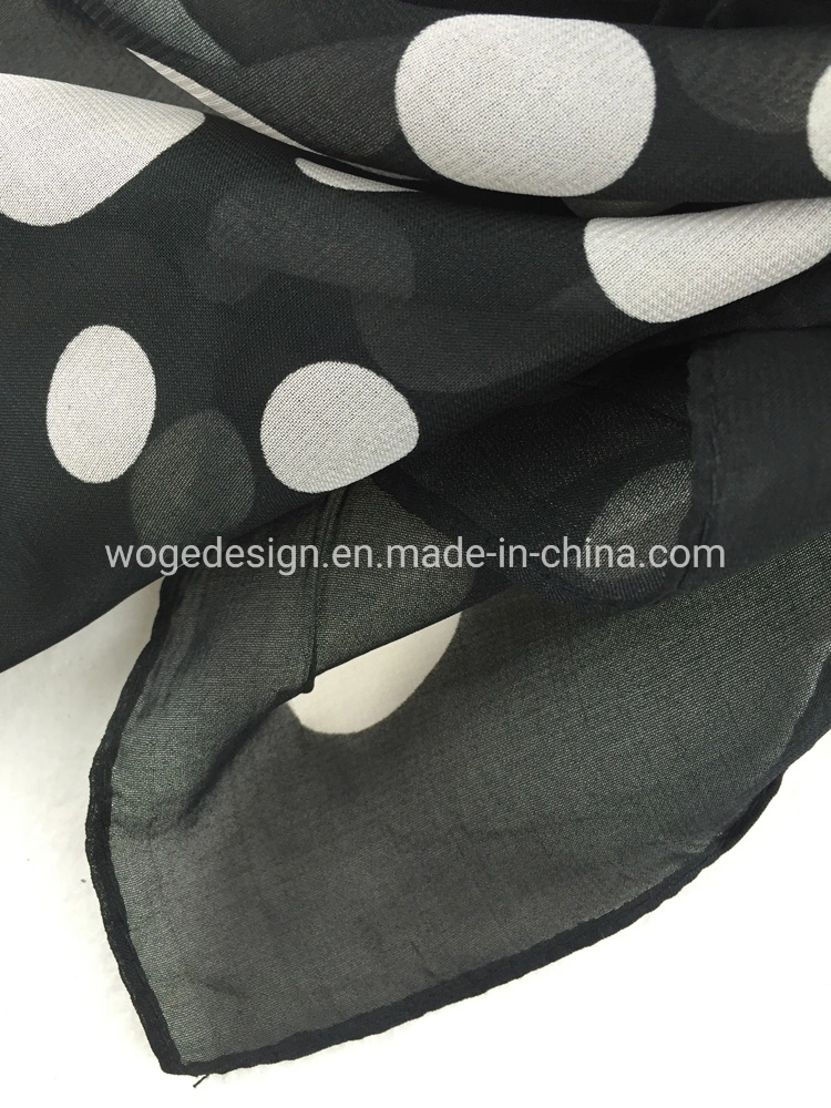 Fashion Hot Popular Femme Wogedesign Yiwu Factory Neckerchief Handkerchief Hijab Print Polka DOT Square Voile Fabric Scarf