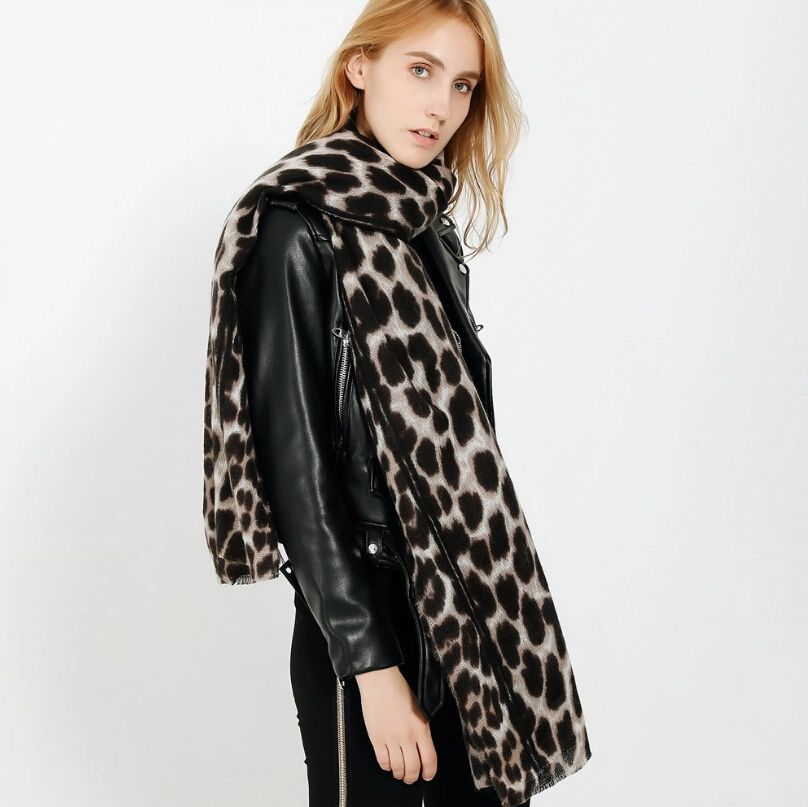 Women Fashion Leopard Pattern Animal Print Shawl Scarf Wrap, Soft Lightweight Shawl for Any Season