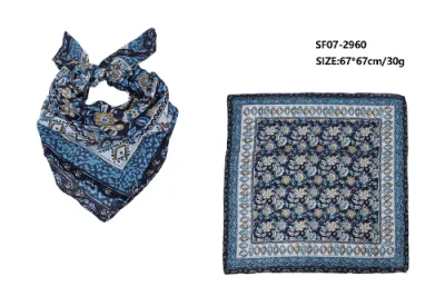 Hermoso suave 70*70cm Cheap Handkerchief Woman Print Flores tradición eslava Bufanda cuadrada de algodón