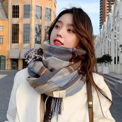 Nueva llegada Fular estilo sólido para mujeres Nueva primavera y otoño Lindo lujo