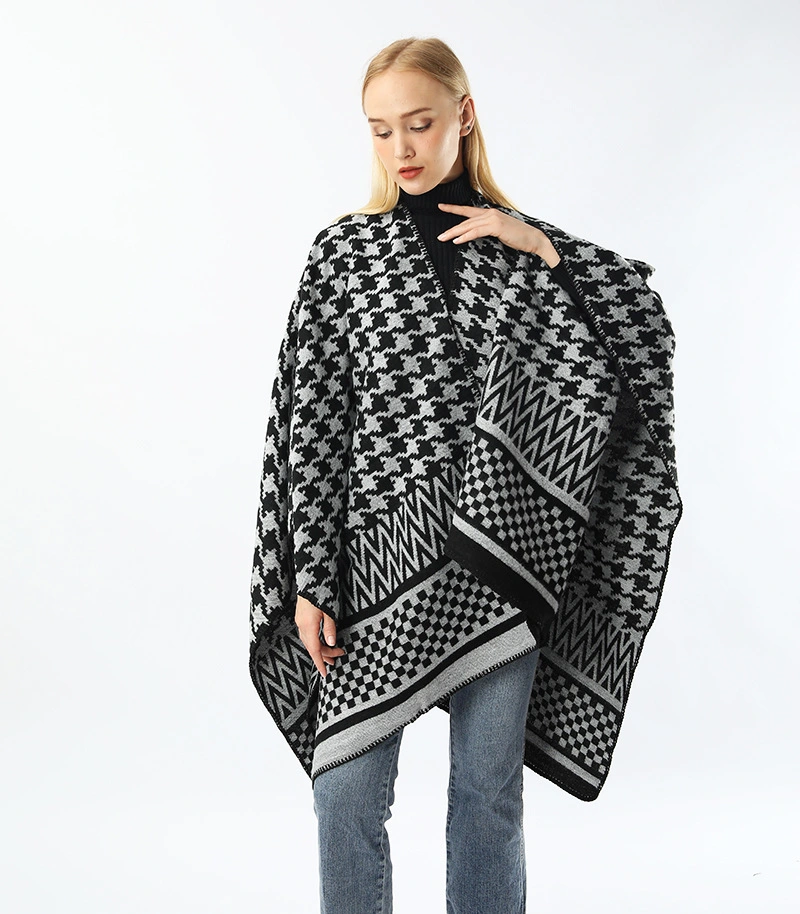 Wholesale Thick Blankets Women Warm Cape Classic Geometric Plaid Women Poncho Shawl