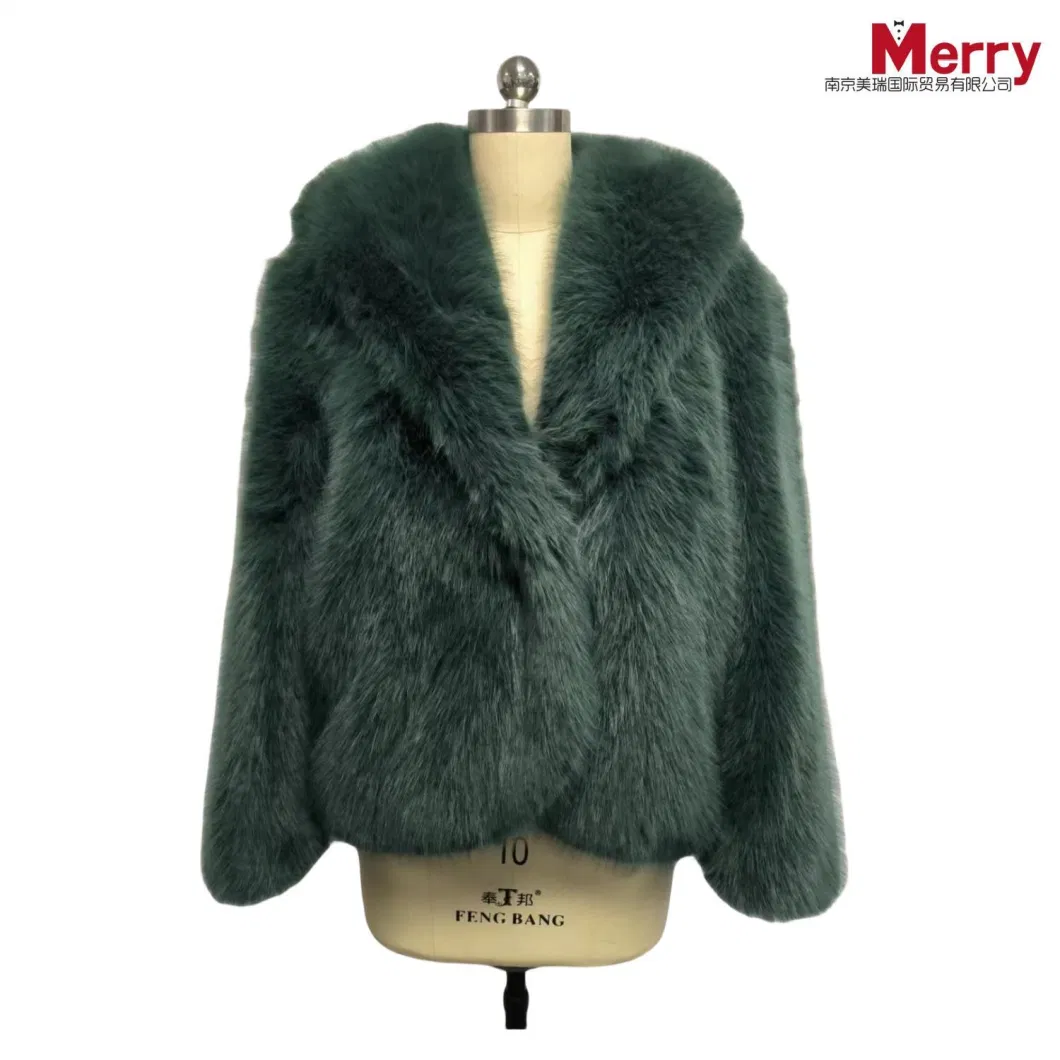 Wholesale Winter Faux Fur Women&prime;s Short Coat Loose Casual Fashion Fur Coat