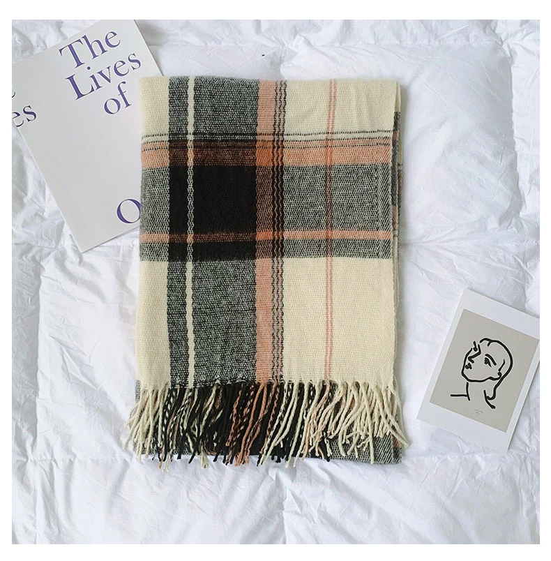 Girls Hot Item Designer Fashion Comfortable Soft Woven Scarves Ladies Shawl All Match Women&prime;s Nice Plaid Tartan Grid Scarf for Student