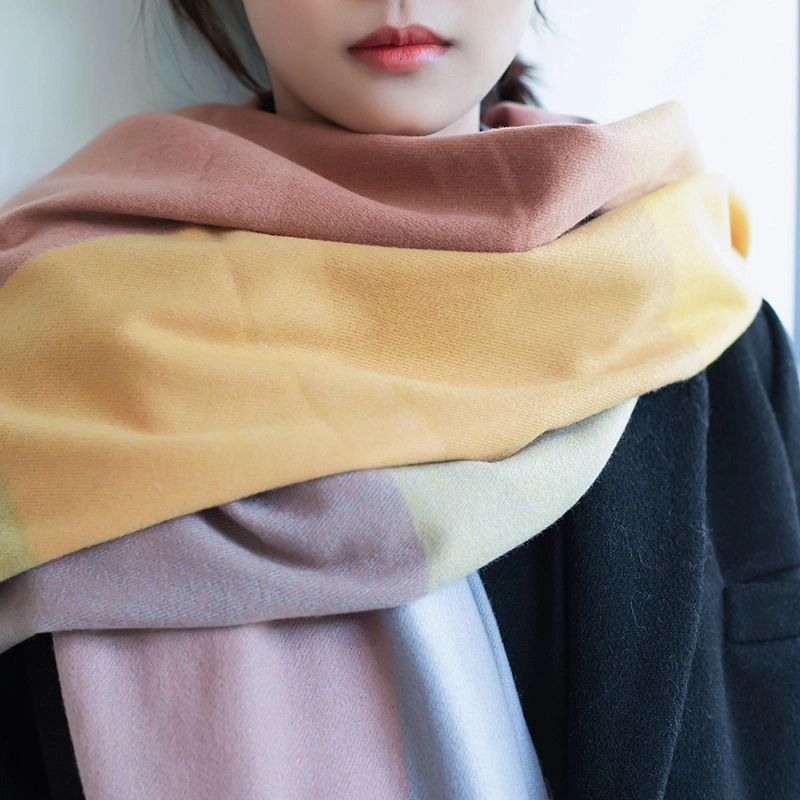 New Style Autumn and Winter Women&prime;s Thickened Warm Cashmere Large Plaid Scarf Winter Shawl Lady Scarf