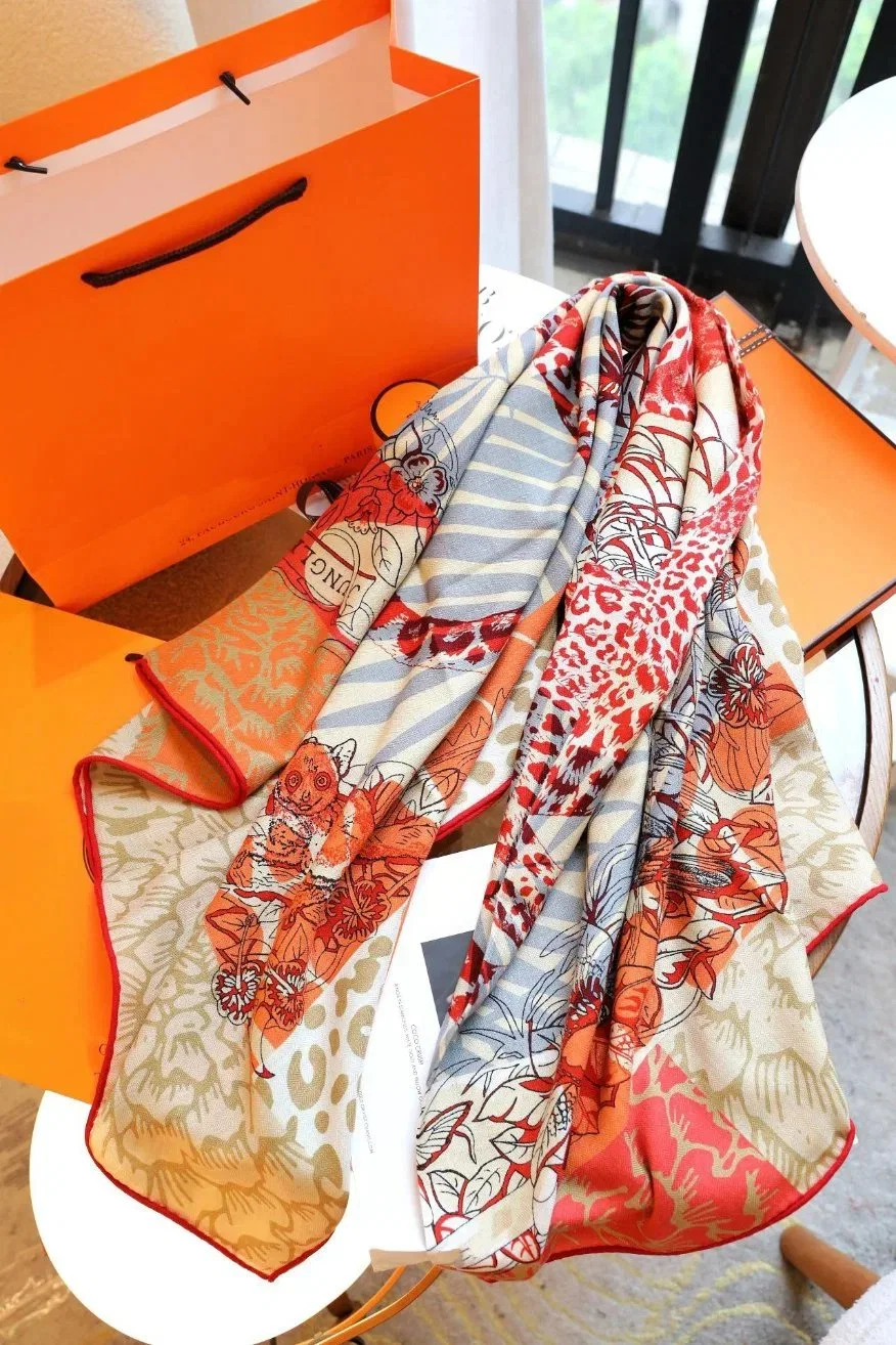 2024 Wholesale New Luxury Designer Inspired Print Cotton Scarf Shawl