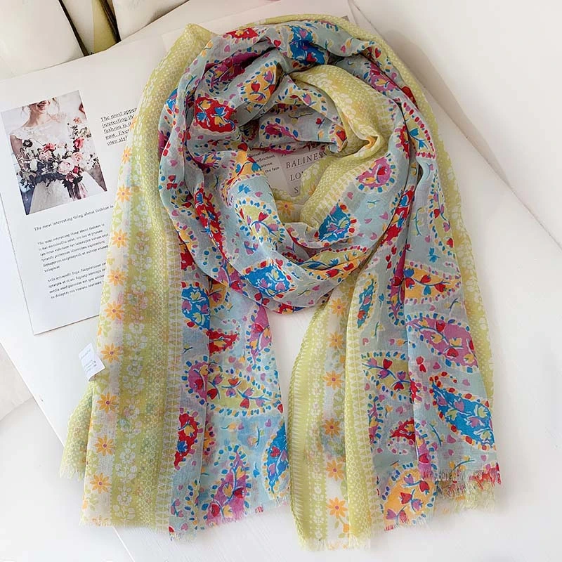 2022 Spring and Autumn Thin Section Small Fresh Fruit Green Yellow Cashew Flower Cotton Linen Scarf Female Sunscreen Shawl Shawl