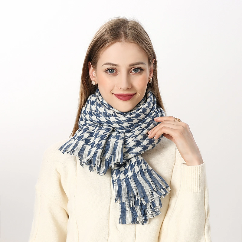 Wholesale Plaid Checked Women&prime; S Long Scarf with Fringe