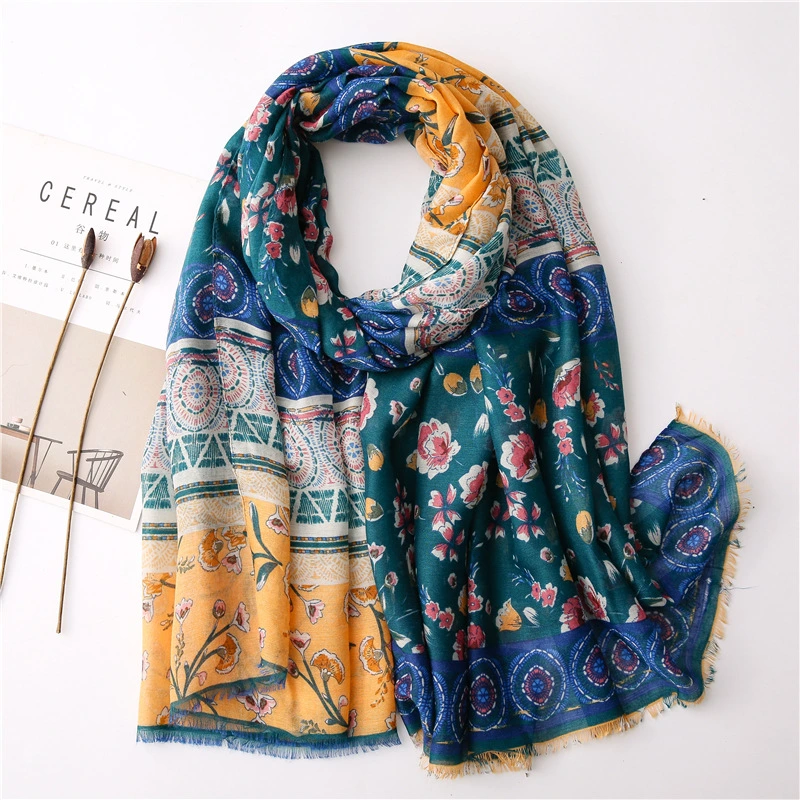 New Style of Spring/Summer Printing Lady&prime; S Scarf