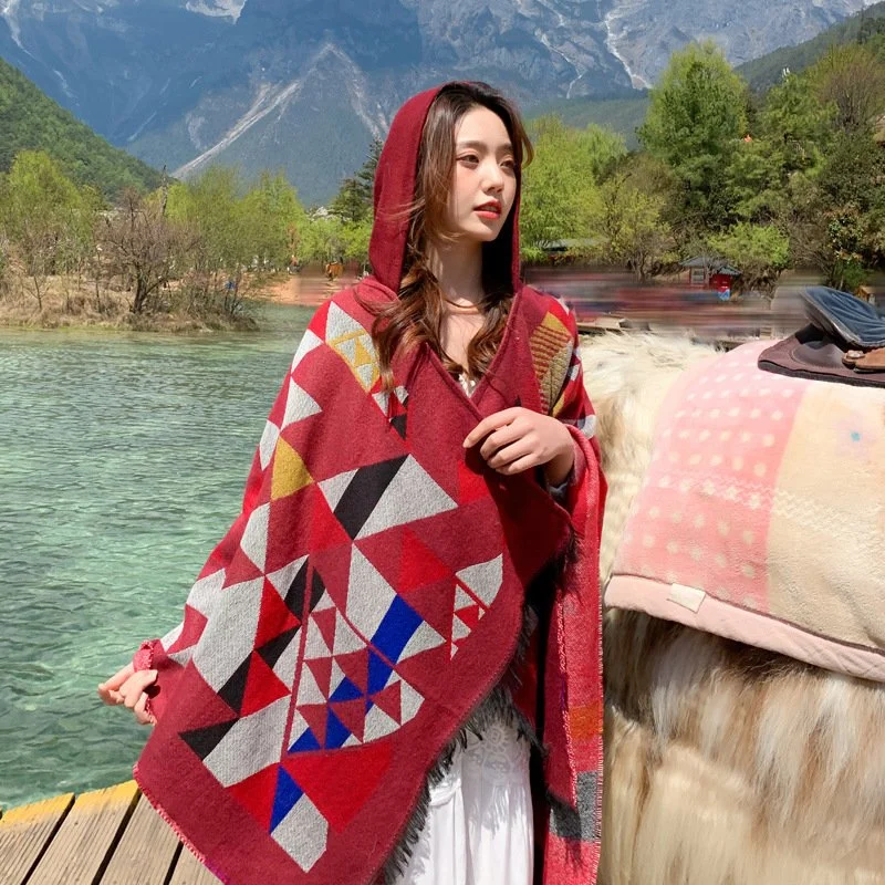 Tourist Warm and Thickened Cloak Ethnic Style Women&prime; S Autumn and Winter Style