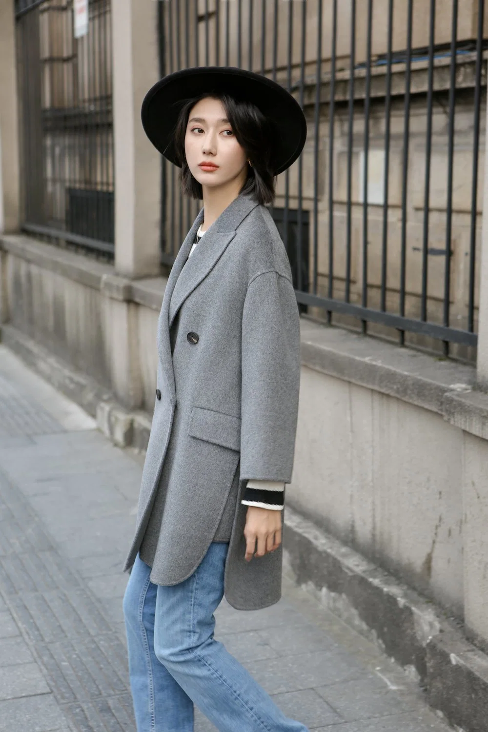 New Style MID Length Women&prime;s Winter Woolen Coat