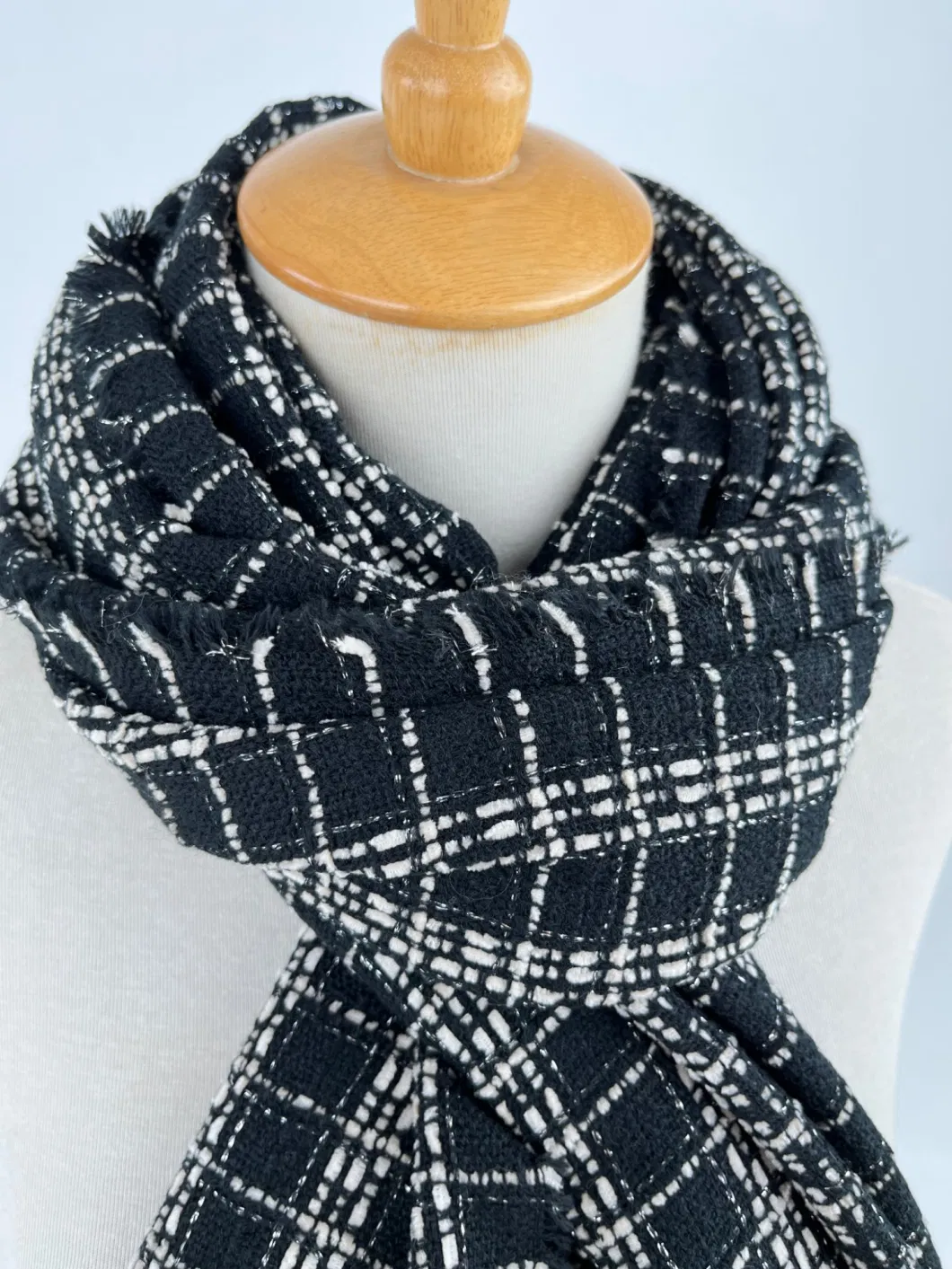 Factory Winter Warm Ladies Elegant Checked Stylish Quality Woven Scarf