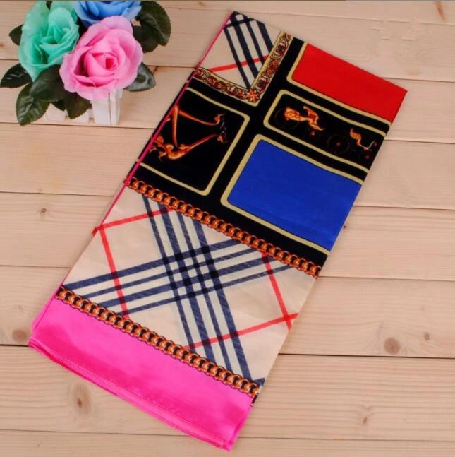 New Color Check Carriage Satin Square Scarf Wholesale Fashion Printed Lady Scarf