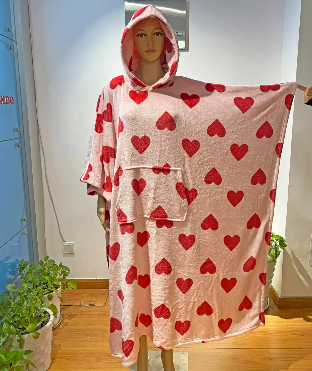Fast Warm Heart Printed Flannel Fleece Bathrobe Lady Winter Sleepwear Plus Size Poncho