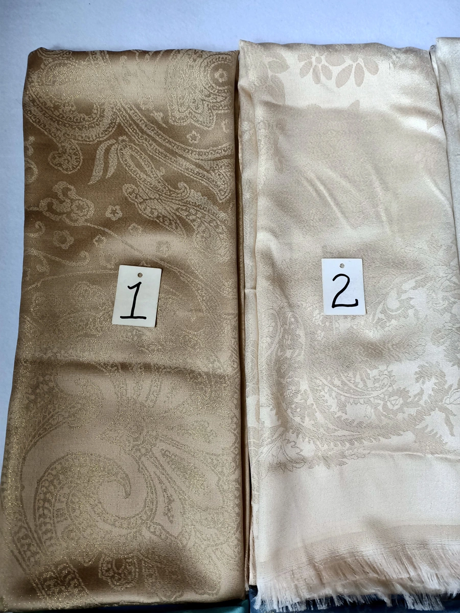 Ladies Beautiful Muslim Glittler Gold Cotton Blend Polyester Fabric Luxury Shiny Lurex Hijab Scarf