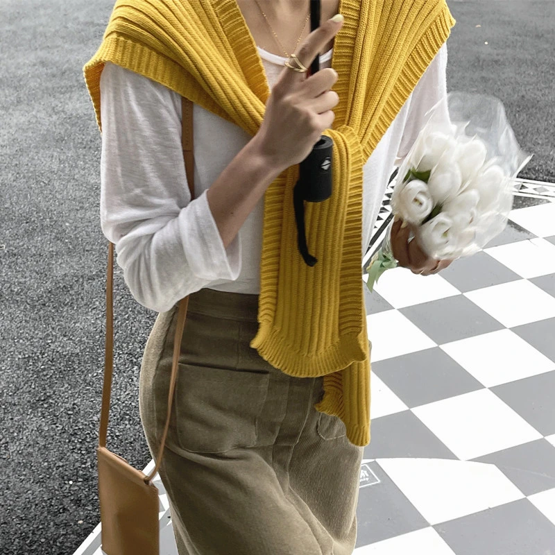 2024 Fashion Designer Poncho Kimono Cape Women&lsquo; S Trending Knitting Cloth Wraps Scarf for Autumn Winter