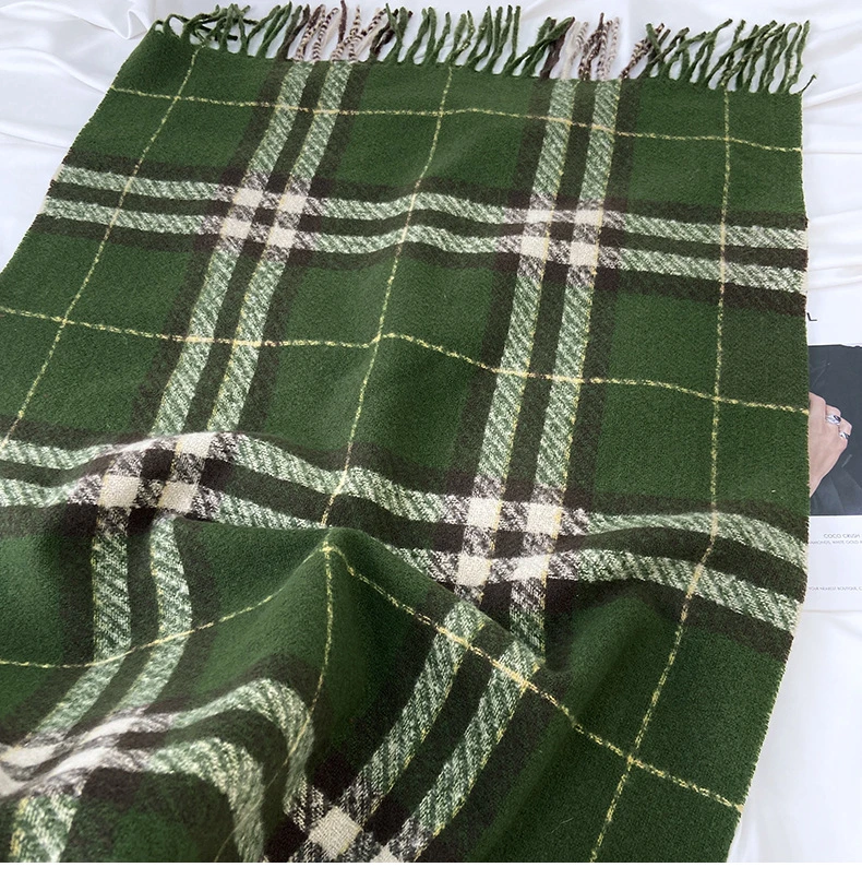 Winter Cashmere Warm Comfortable Classic Plaid Polyester Woven Scarf