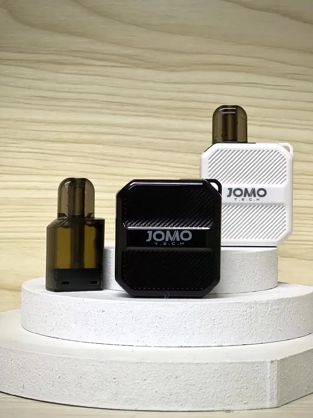 Jomo L15 Rubik&prime;s Cube Disposable Pod Vape Electronic Cigarette 500mAh 4ml Wholeslaer