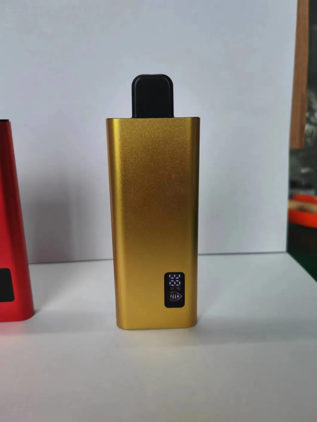 OEM LED Smart Display E Cigarette Waka Elfworld Hookah Price 8000 Puffs Disposable Vape Pen Factory Cheap Vapes