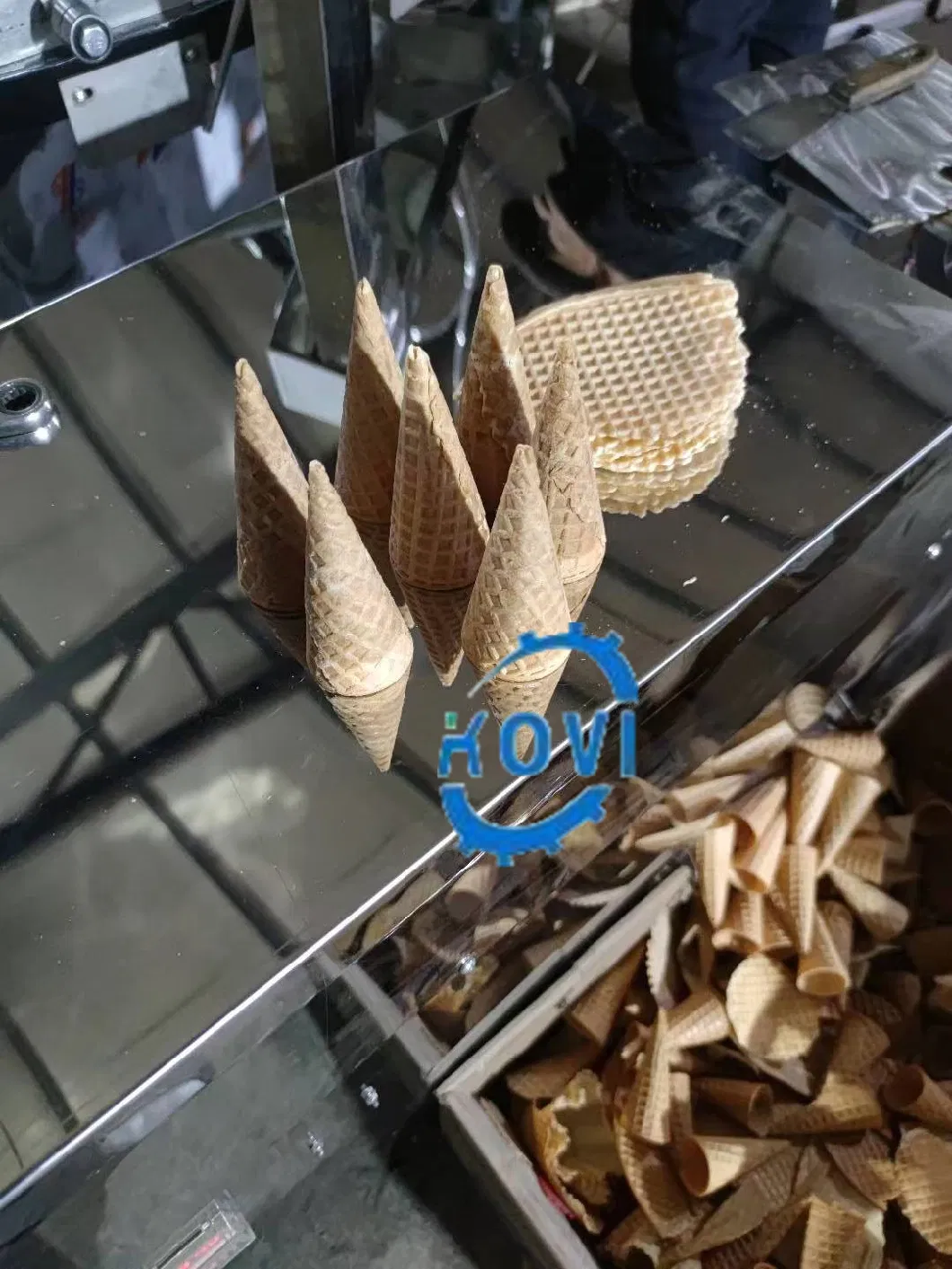 Commercial Stroopwafel Edible Tea Cup Icecream Wafer Egg Roll Rolled Sugar Waffle Ice Cream Cone Maker Make Machine