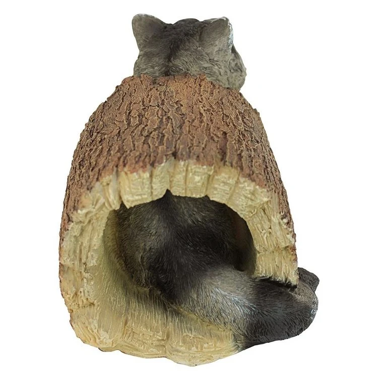 Resin Bandit Trunk Raccoon Statue Animals Sculpture