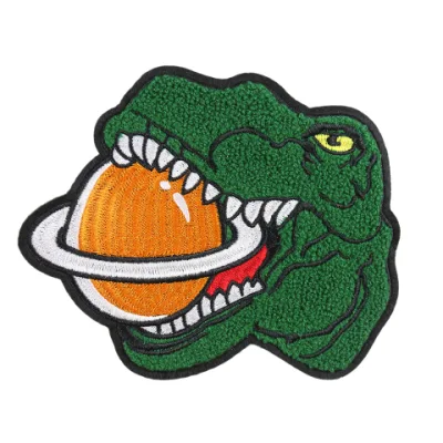 Venta al por mayor de encargo de dibujos animados de dinosaurios Chenille toalla bordado Jean Chaqueta Insignia textil Etiquetas de moda y emblemas