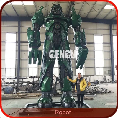 Estatua de transformadores de tamaño de la vida con los movimientos del robot