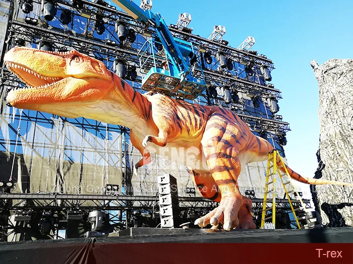 Park Dinosaur Exhibit Dinosaur Life-Size T-Rex Dinosaur