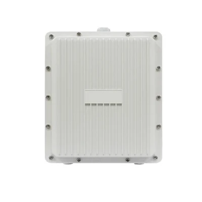 AP wireless per esterni dual band ad alta potenza da 1800 Mbps e 300 MW con Antenna OMNI 6 dBi dotata di porte WAN e LAN da 1 g.