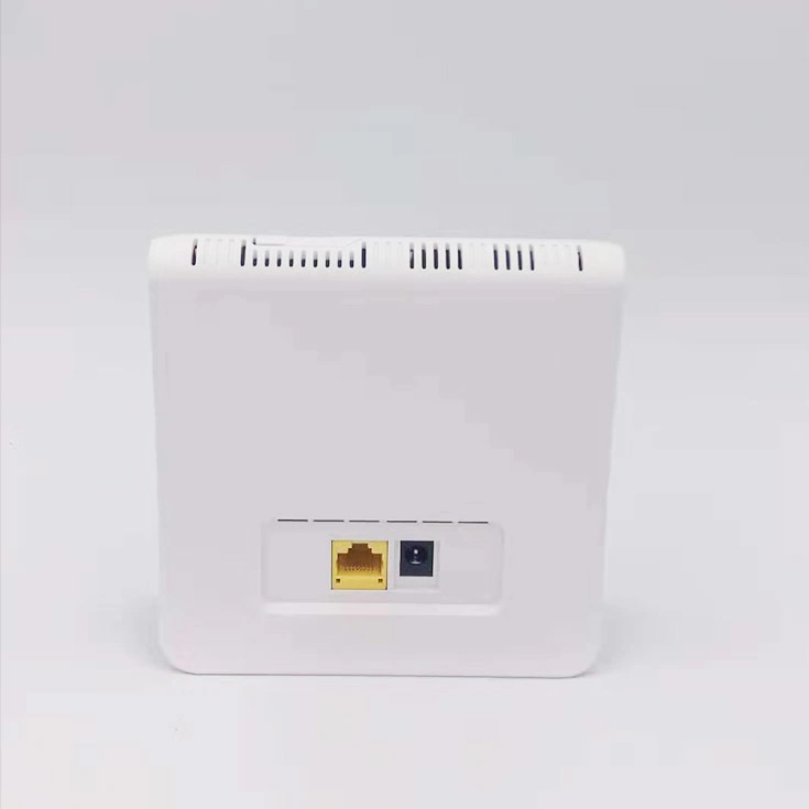 4G LTE CPE Wireless Router with Built-in Wi-Fi Dual Antennas for 32 Users