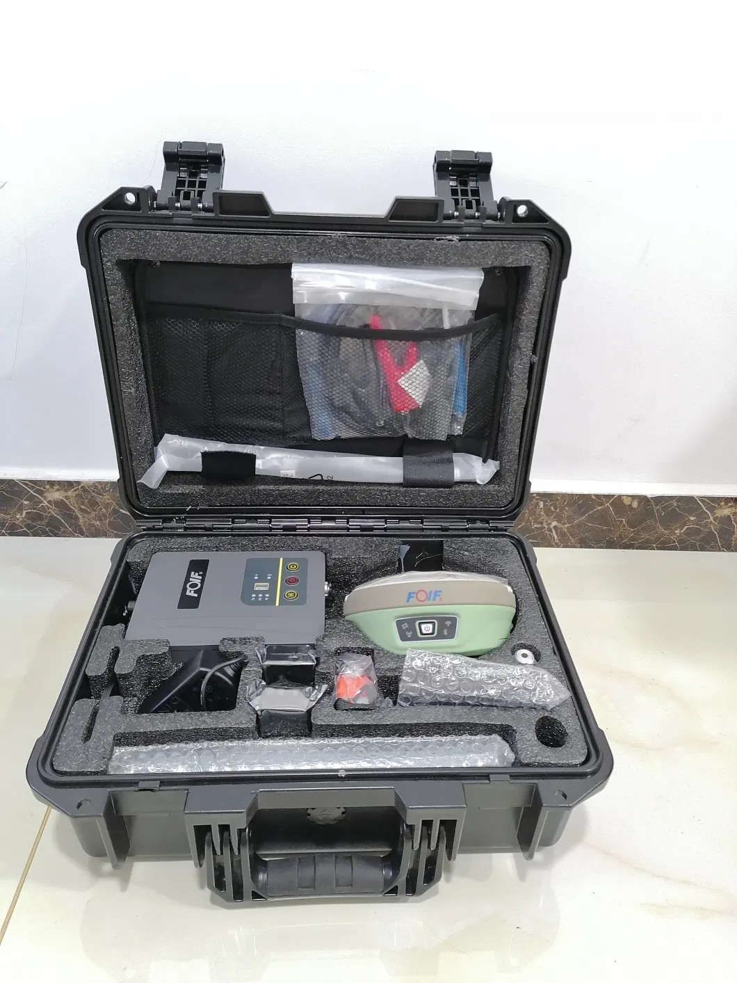 Dgps Surveying Instrument Gnss with Surpad Software Foif A90