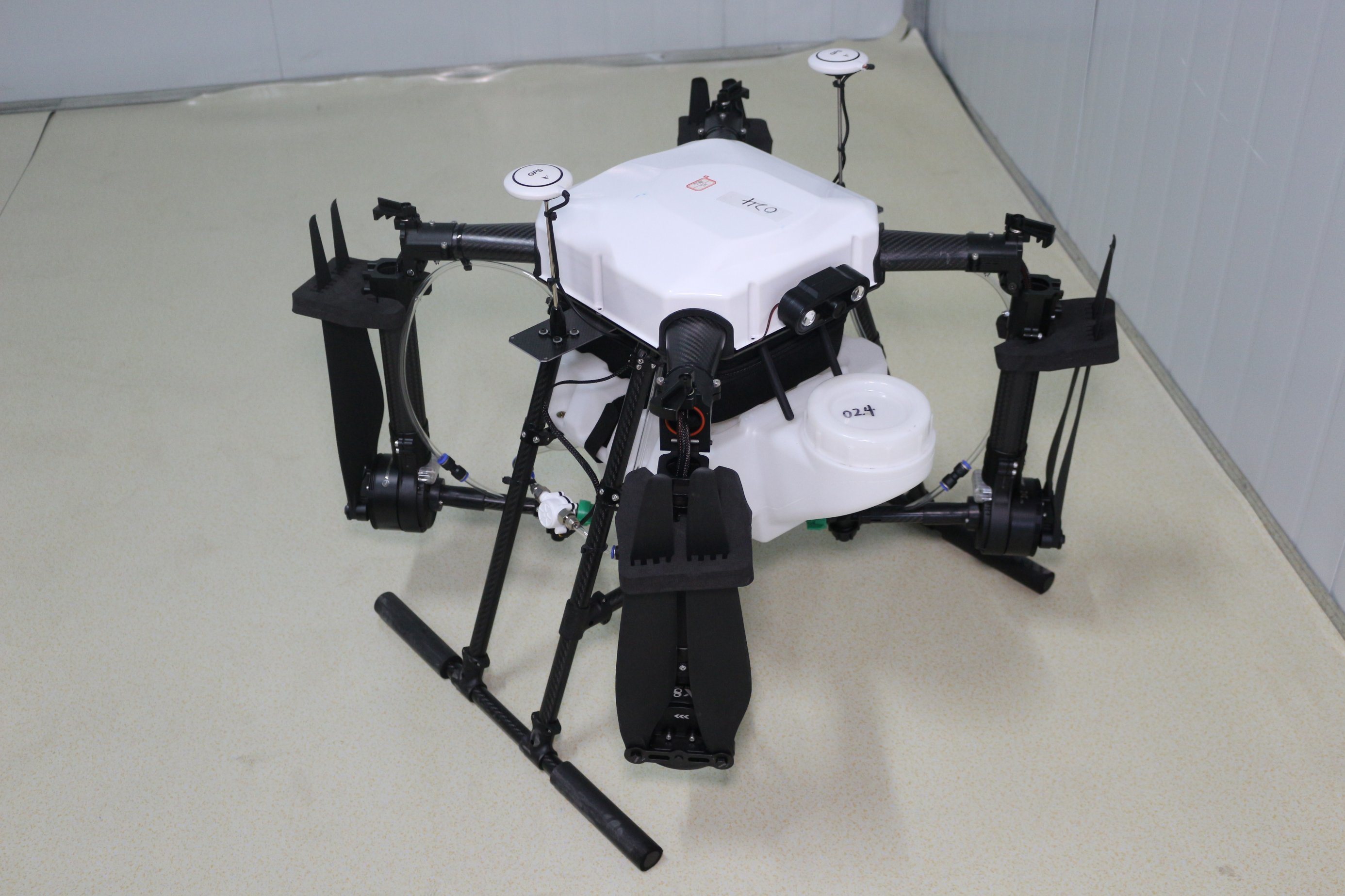 10L Agricultural Drone Sprayer Remote Control Helicopter Six Rotor Drones Pesticide Spraying Drones 10kg