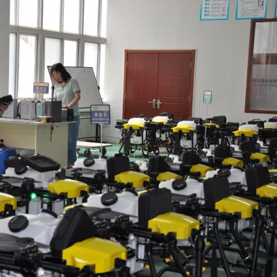 4 eje 30L Agricultura UAV pulverizador de drones para pesticidas Pulverización