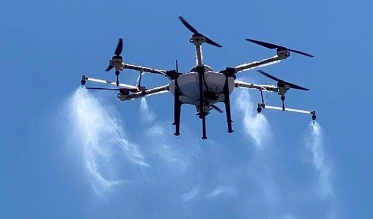 Tta M6e 2022 Newest Pesticides Drone Agriculture Sprayer Aircraft