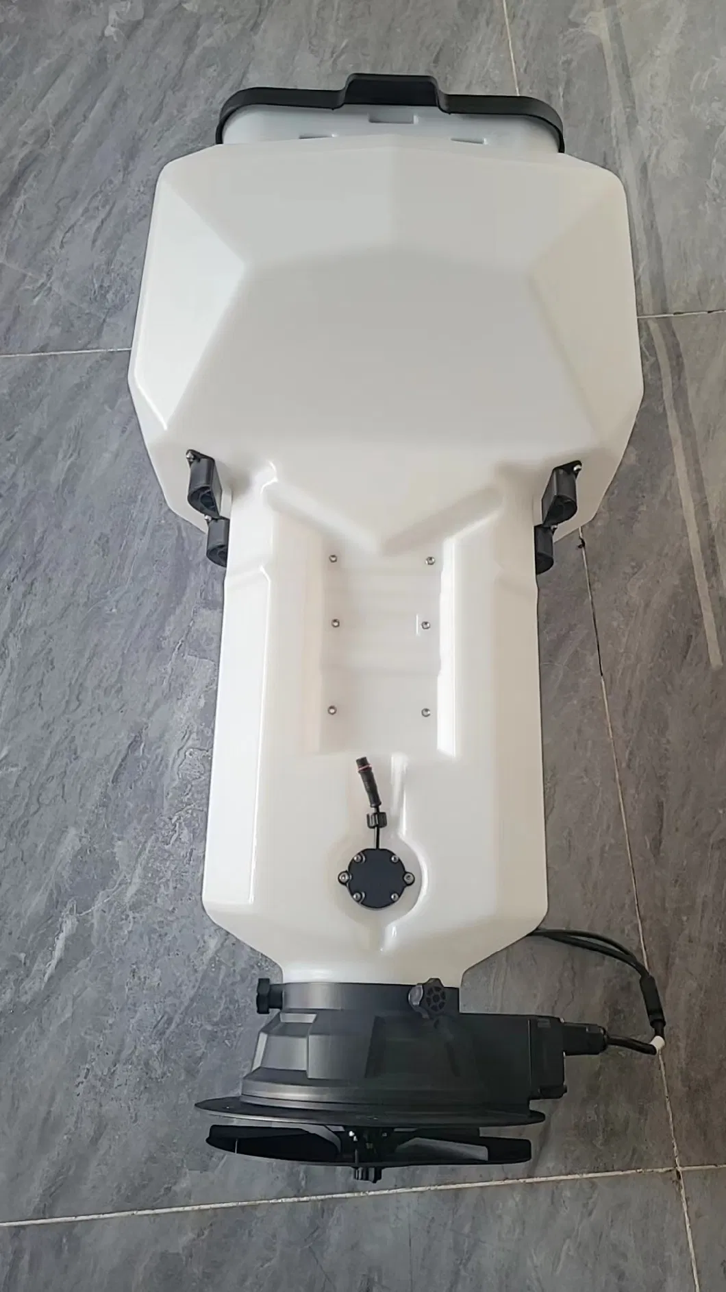 Spraying Liquid Chemical Pesticides Agricultural Drone Sprayer 50L 70L