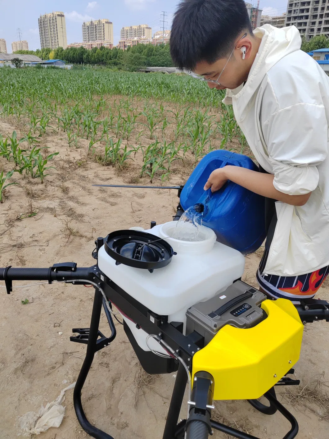 Folding Uav Drone Sprayer Frame with Heavy Payload 40L 4 Axis Carbon Fiber Material for Agricultural Spraying