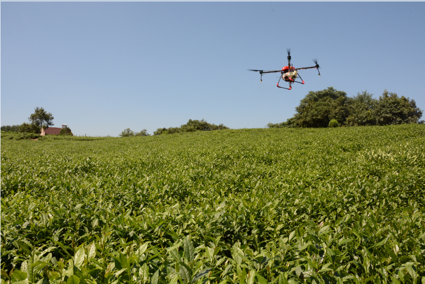 Autonomous Flight Professional Drones Uav Agricultural Equipment Knapsack Power Sprayer with Water Gun