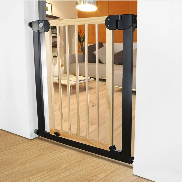 Wood Baby Safety Gate with Magnet System and Double Locking