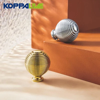 Bola de latón mate Muebles de lujo Armario de armario con mango de cajón Cocina Pomo esférico redondo de la puerta