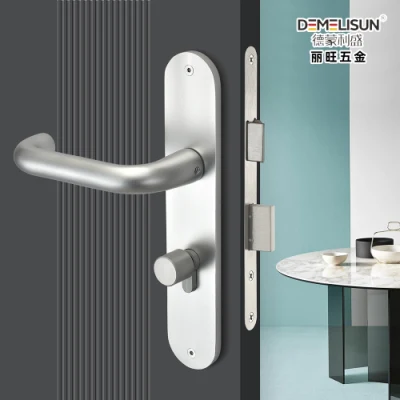 Fábrica de hardware OEM aleación de zinc PVD Gold Luxury dormitorio interno Palanca moderna de madera tiradores de puerta