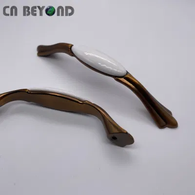 Pasada de moda retro Cocina Cuarto de baño mueble aparador tira manejar