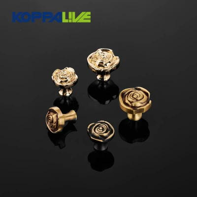 Venta al por mayor Armario antiguo Knobs Puerta Vintage Brass Rosa Flor Rustic Mando de cajón