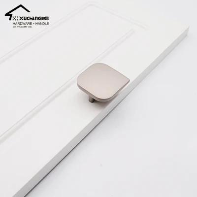 Modernos y minimalistas armario de metal Zamak Empuñaduras de cocina armario de Hardware de la puerta de la perilla de tira de metal