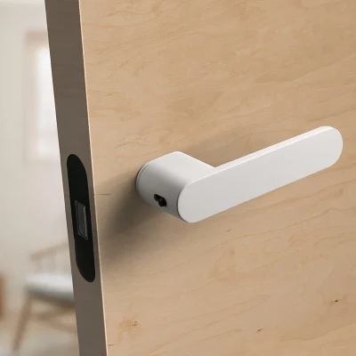 Puerta moderna minimalista de lujo con asa de una palabra dormitorio silencioso Cerradura de aleación de zinc Mango de puerta negro