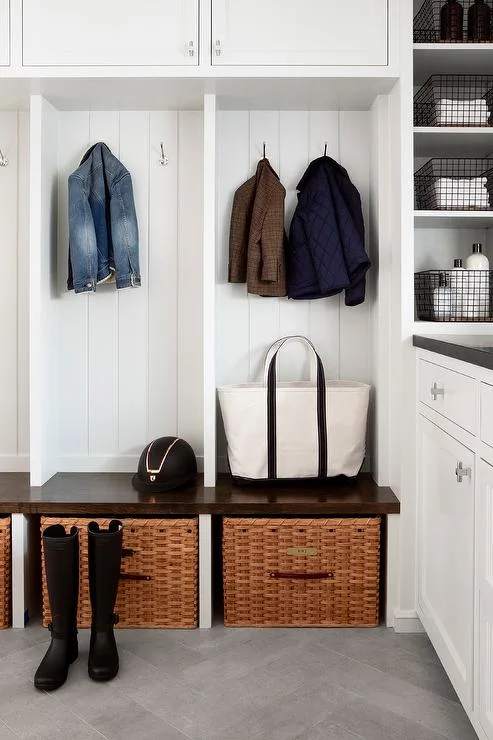 Popular Light Gray Matte Lacquer Modern Laundry Room Cabinet Design