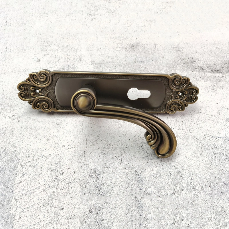 B922-139 Vaisite Brand European Antique Style Zamak Front Door Lever Handle on Rosette