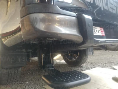 Good Quality Side Step New Design T Side Step for Np300