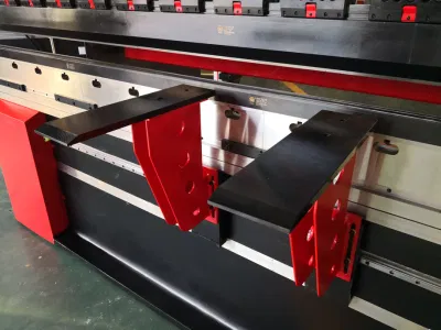 certificado CE sincrónica de electro hidráulica CNC prensa de doblado Cnk 10032