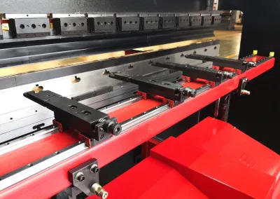 certificado CE sincrónica de electro hidráulica CNC prensa de doblado Cnk 10032